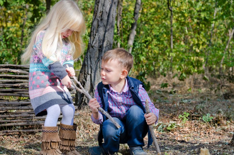 8 Fun And Easy Ways To Teach Kids About Friendship - Begin Learning